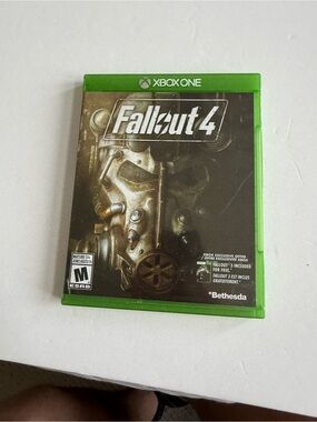 Fallout 4 for Xbox One - Green